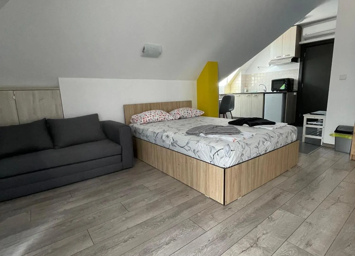 Zaraaparthotel Sofia 0*,