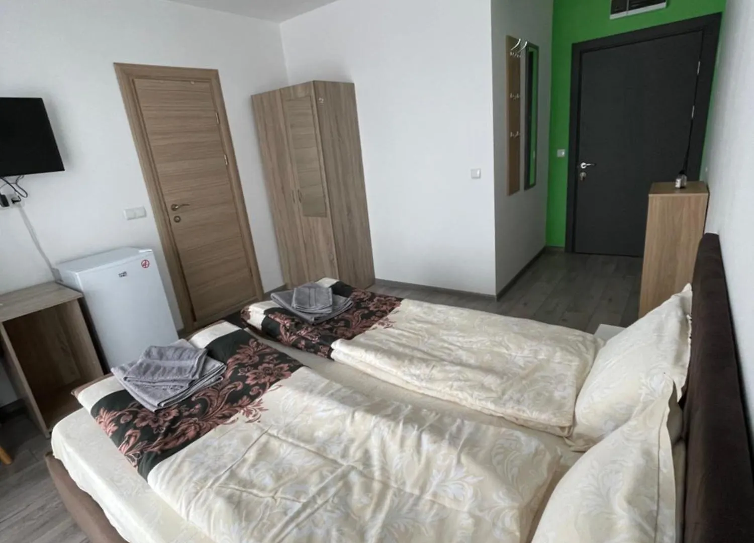 Zaraaparthotel Sofia 0*,  Bulgaria